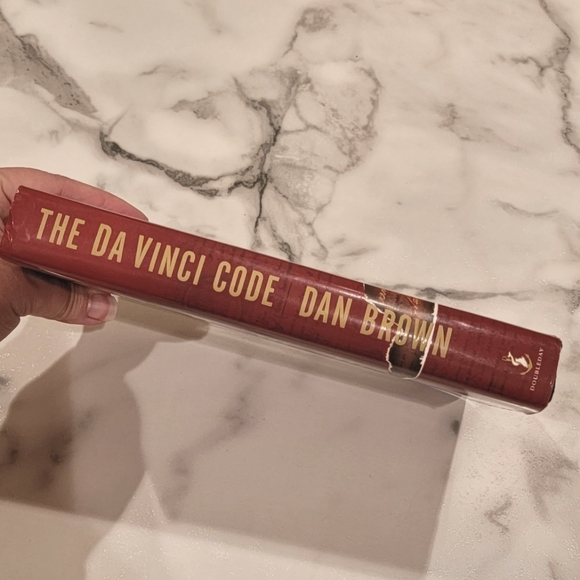 The DaVinci Code by Dan Brown (hardcover w/ sleeve) - Picture 2 of 3